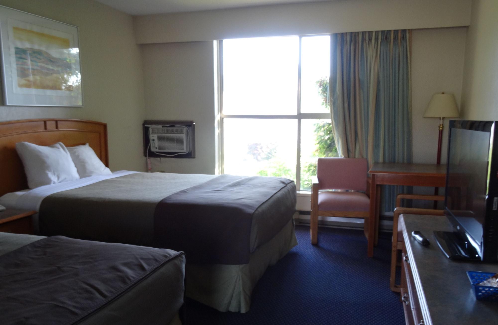 קמלופס Hospitality Inn מראה חיצוני תמונה